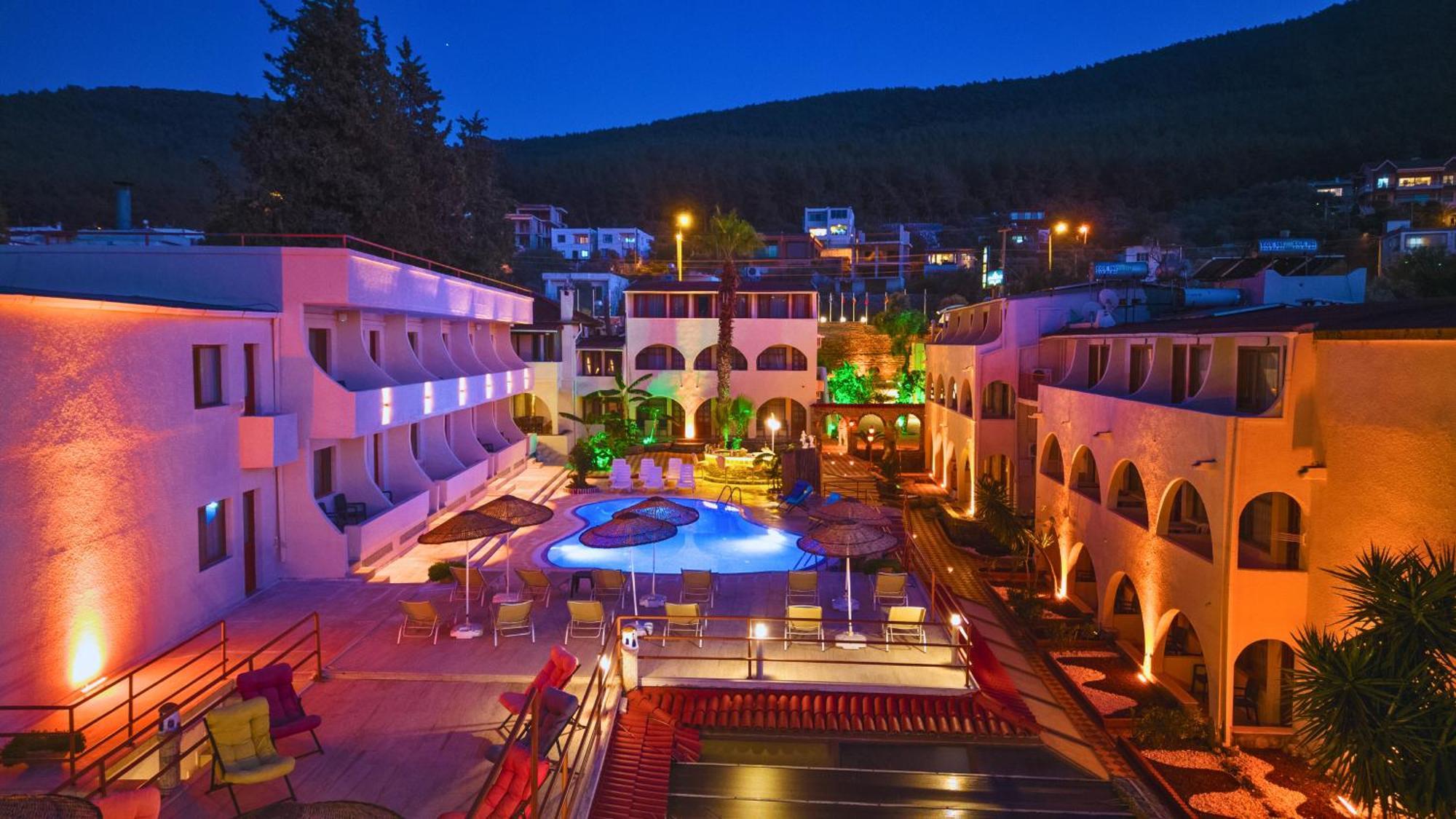 Club Aquarium Hotel & Spa Guvercinlik  Εξωτερικό φωτογραφία