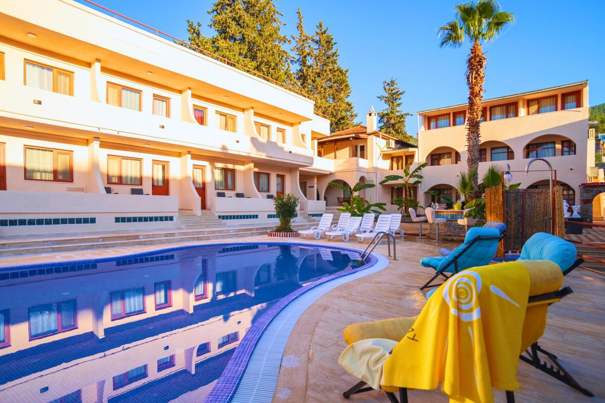 Club Aquarium Hotel & Spa Guvercinlik  Εξωτερικό φωτογραφία