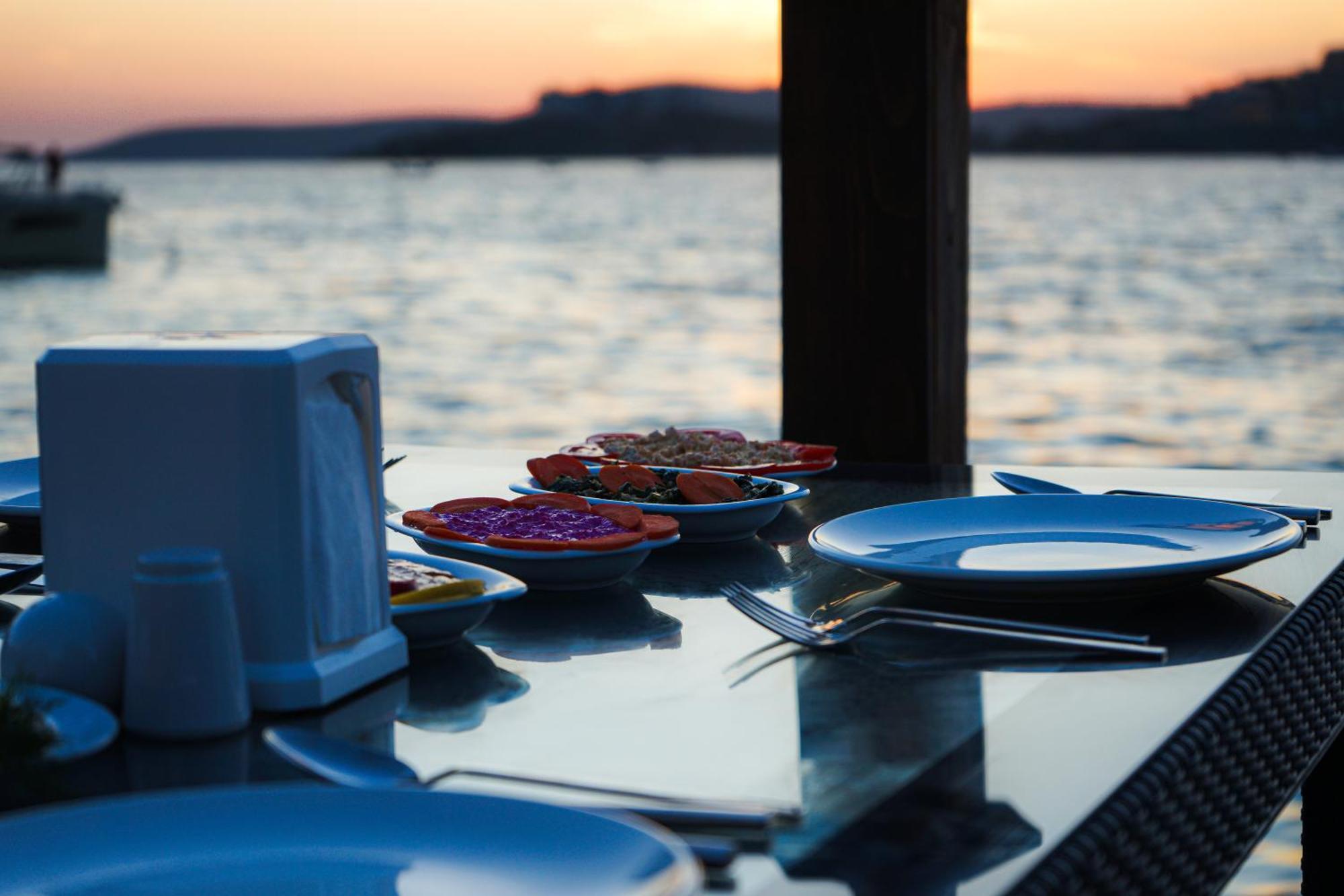 Club Aquarium Hotel & Spa Guvercinlik  Εξωτερικό φωτογραφία