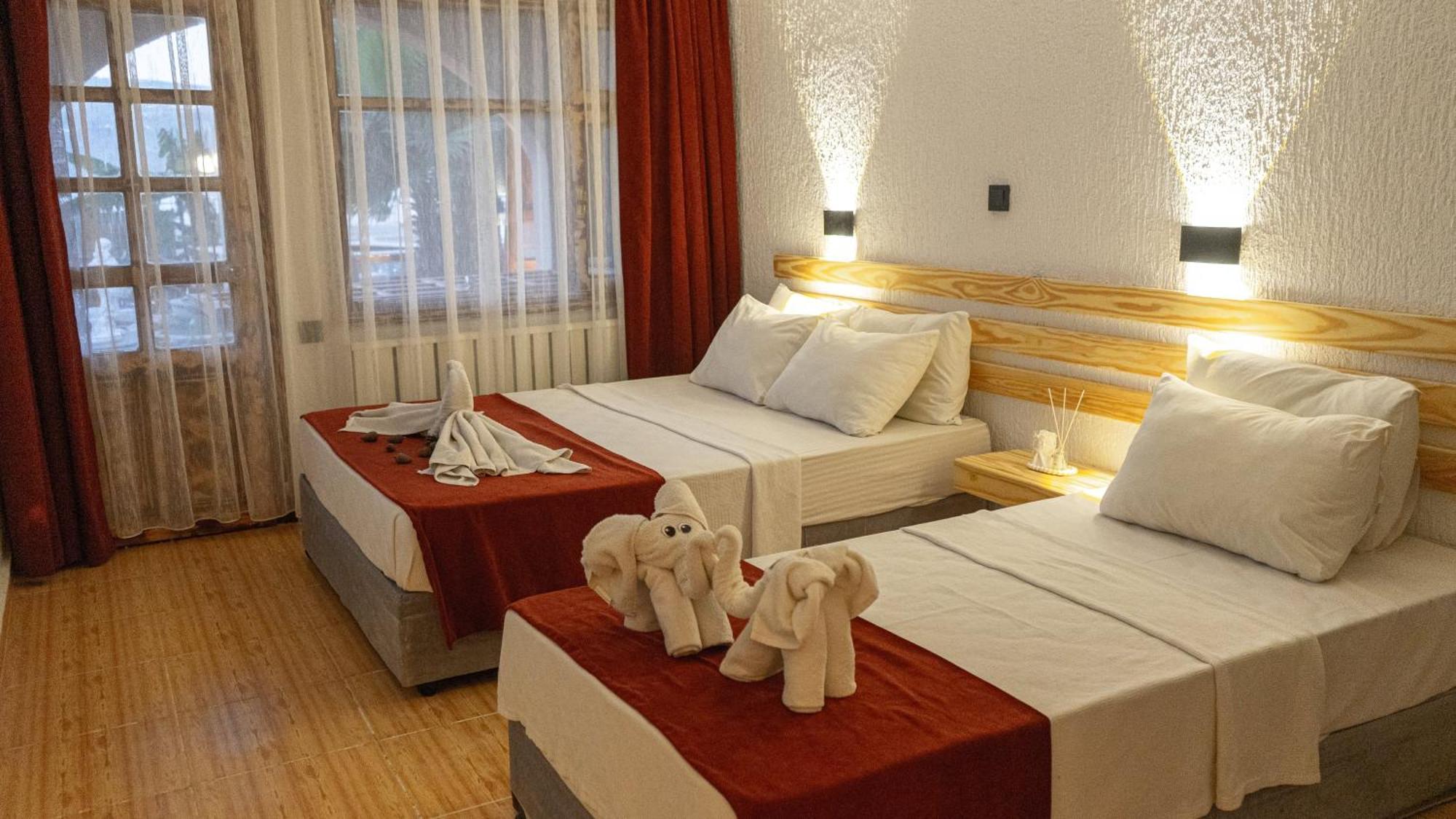 Club Aquarium Hotel & Spa Guvercinlik  Εξωτερικό φωτογραφία