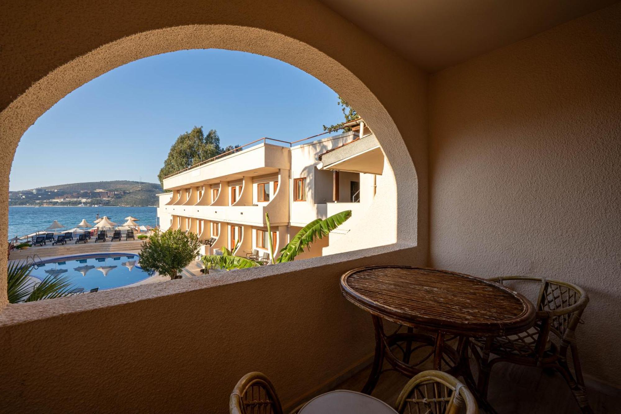Club Aquarium Hotel & Spa Guvercinlik  Εξωτερικό φωτογραφία