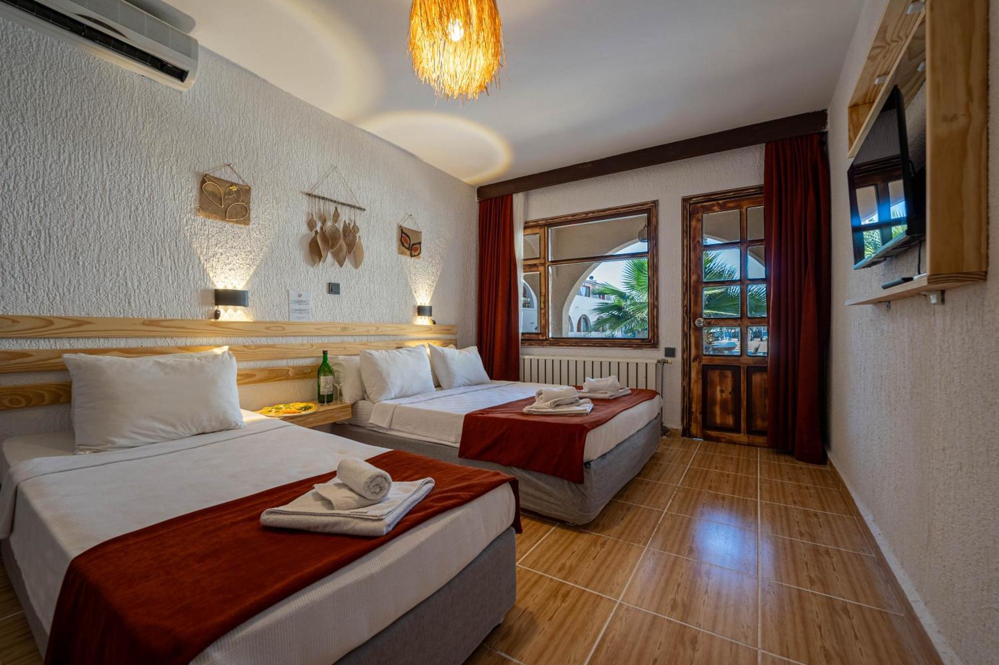 Club Aquarium Hotel & Spa Guvercinlik  Εξωτερικό φωτογραφία