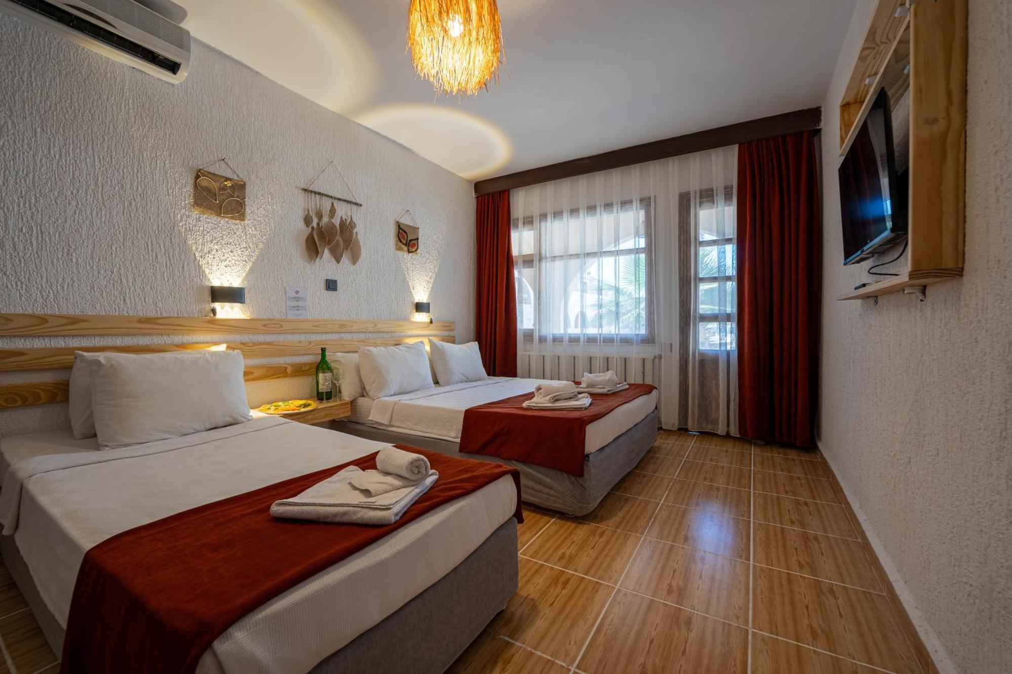 Club Aquarium Hotel & Spa Guvercinlik  Εξωτερικό φωτογραφία